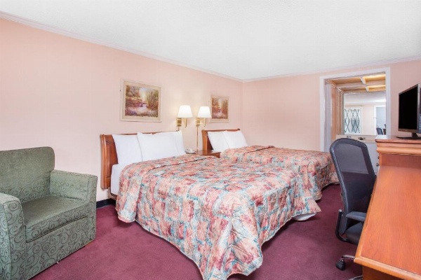 Knights Inn Augusta image 10