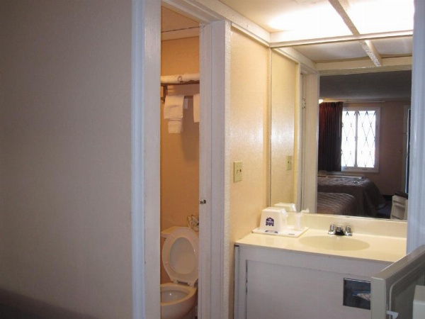 Knights Inn Augusta image 15